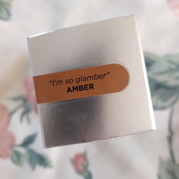 NEW Benefit Hello Flawless Foundation - Picture 3 of 6